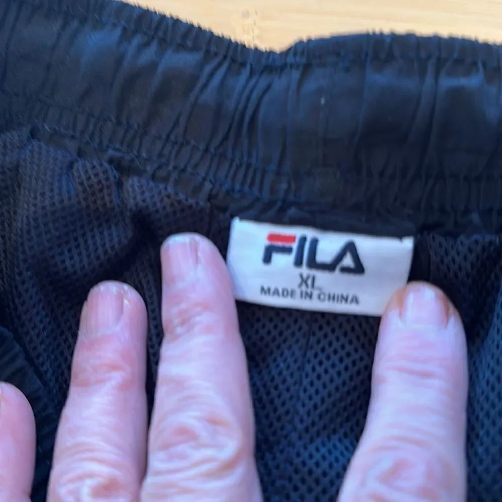 Fila sweats - Picture 3 of 6